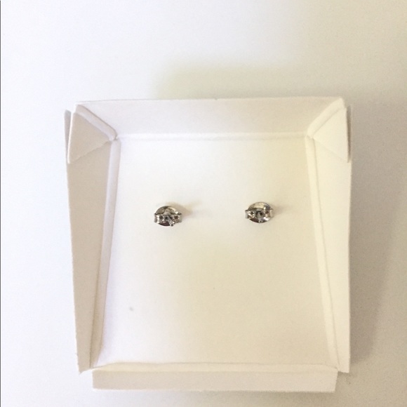 New Cultured Freshwater Pearl On Sterling Silver - Picture 4 of 5